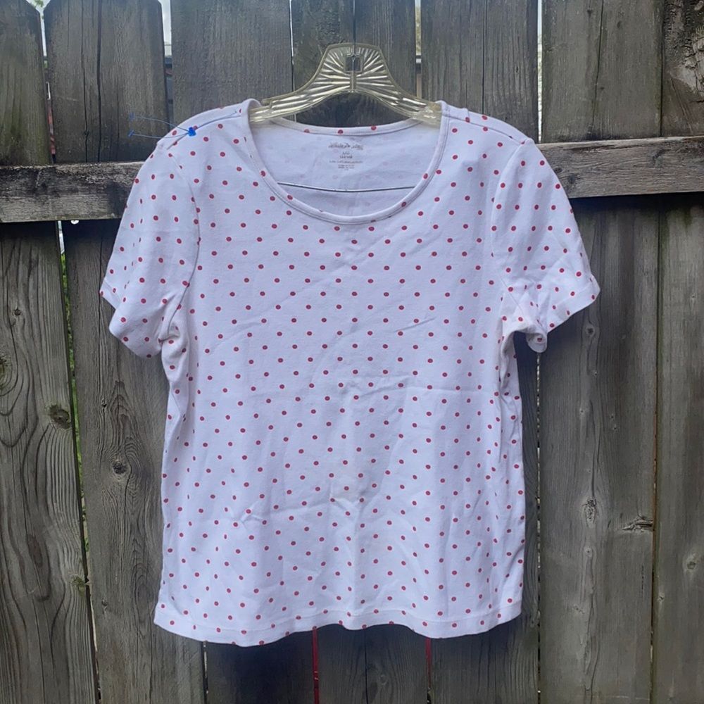 White Stag dotted top sz. L